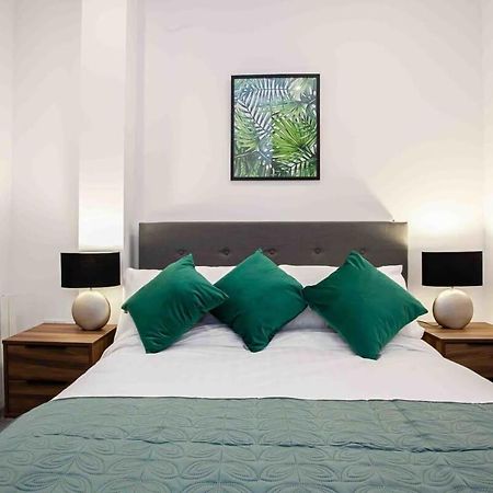 Modern & Stylish 1 Bedroom Apartment In Bolton Exteriér fotografie