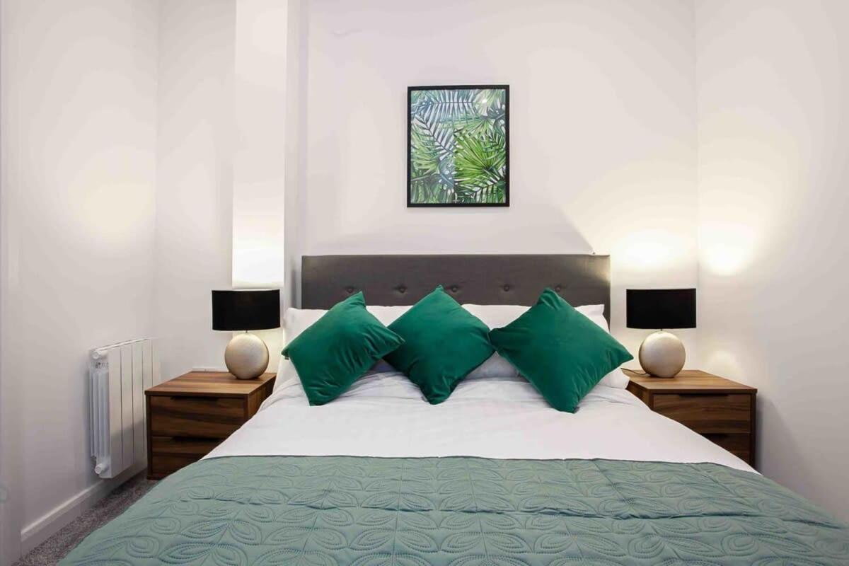 Modern & Stylish 1 Bedroom Apartment In Bolton Exteriér fotografie